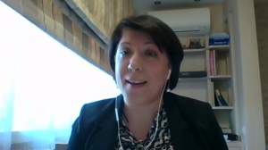 Iryna Bryzhak talking to particpants at DEVELOR webinar